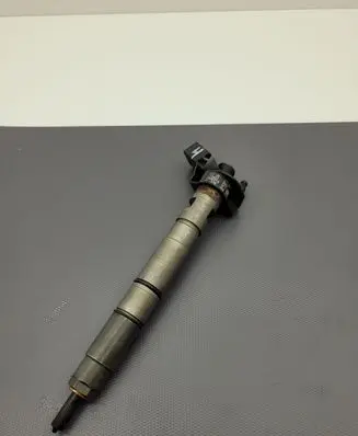 Audi A5 8T 8F Fuel injector 057130277AG 0445115058