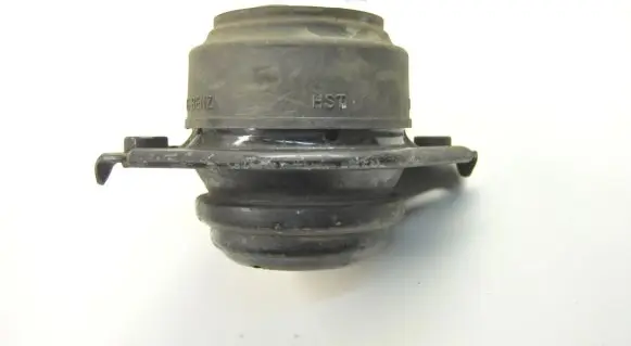 Mercedes-Benz ML W164 Engine mount bracket A2512403117