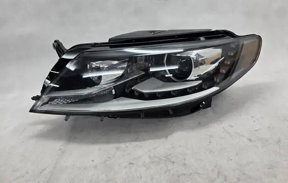 Volkswagen PASSAT CC Headlight/headlamp 3C8941751Q