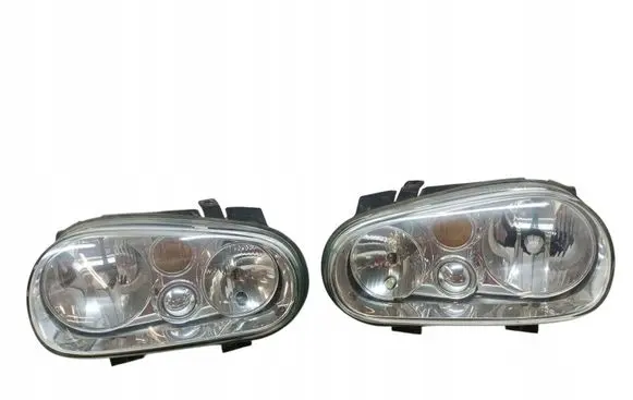 Volkswagen Golf IV Headlights/headlamps set 1J1941016B