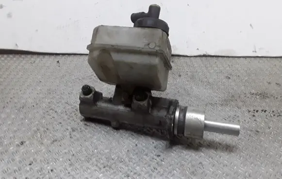 Opel Movano A Master brake cylinder 25175879