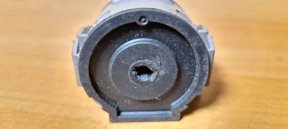 Ford Mondeo Mk III Ignition lock contact 98ab11572bg