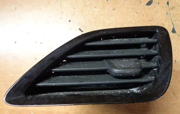 Opel Karl Dashboard side air vent grill/cover trim 95250705 95250707