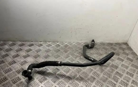 Engine coolant pipe/hose