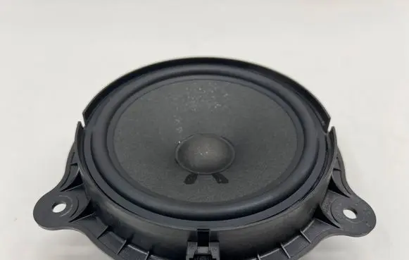 Renault Captur II Front door speaker 281569368R