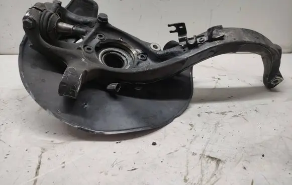 Audi A8 S8 D4 4H Front wheel hub spindle knuckle