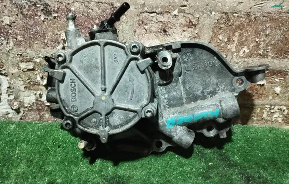 Opel Astra K Vacuum pump 55489131