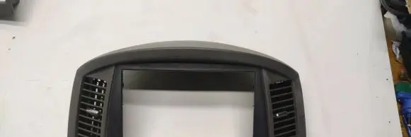 Jeep Grand Cherokee (WK) Dashboard center trim panel 5JN311J8AN 10963143 RADT0BEZ