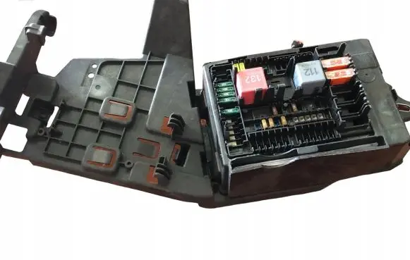 Mercedes-Benz S W223 Fuse box set 2239061202