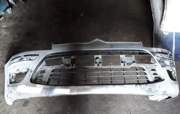Citroen C4 I Front bumper 9684505677