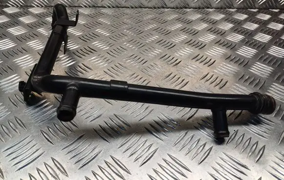 Volkswagen Golf V Engine coolant pipe/hose 038121065CS