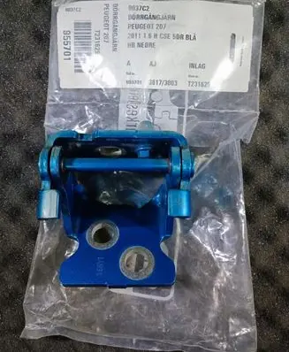 Peugeot 207 Front door hinge set 9037C2