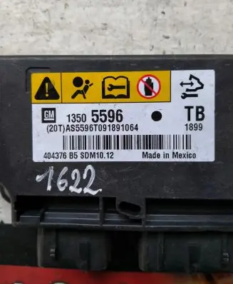 Opel Insignia A Airbag control unit/module 13505596