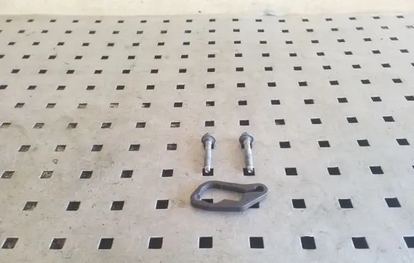 Jaguar XJL Fuel Injector clamp holder
