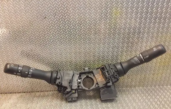 Lexus IS 220D-250-350 Wiper speed switch 