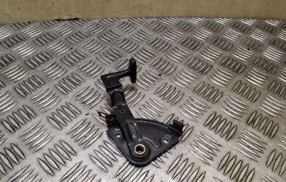Audi A6 S6 C4 4A Engine bonnet (hood) release handle