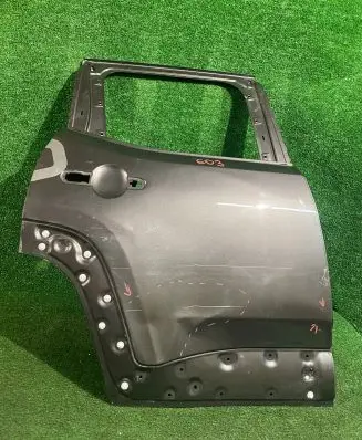 Jeep Renegade Rear door