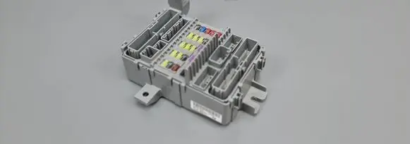 Honda Accord Fuse module TL4E211 TL4E211FA