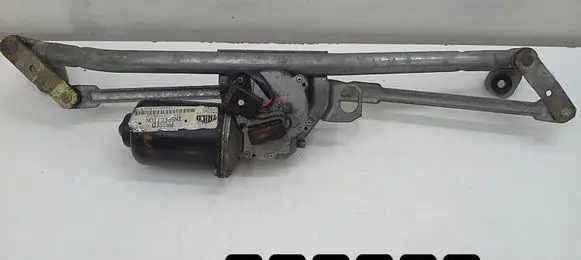 Volkswagen New Beetle Front wiper linkage and motor 1c2955603 1c2955023a