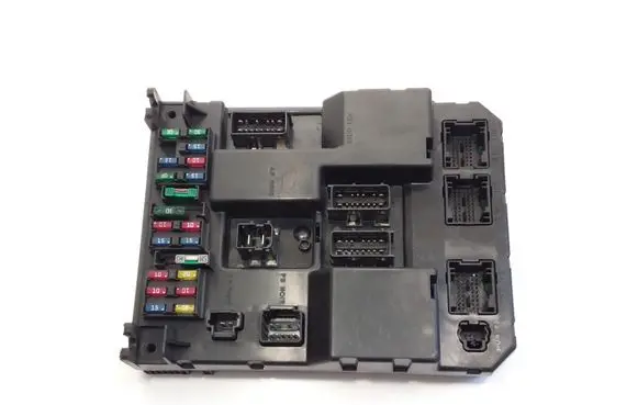 Peugeot 307 Comfort/convenience module 9651197480A 9651196780A BSIJ0200