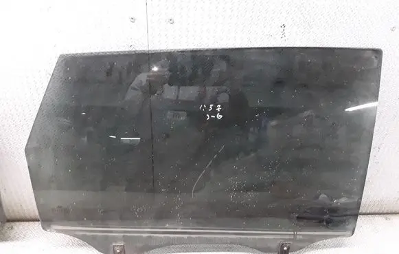Rear door window glass