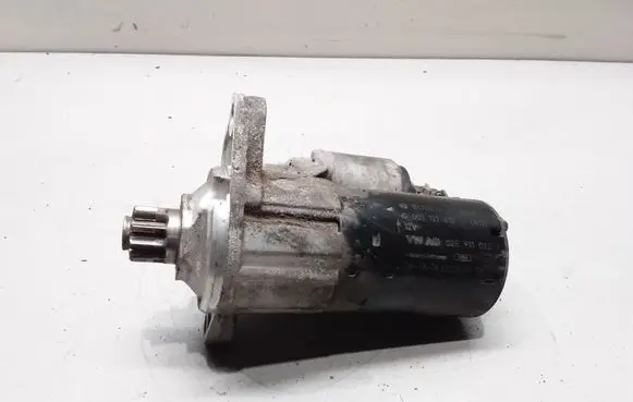 Volkswagen Golf V Starter motor 02E911023J 0001121412