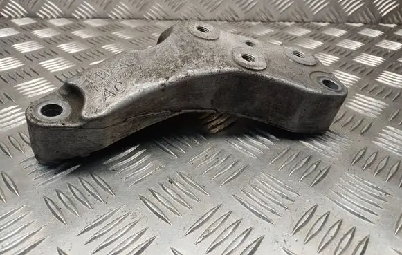 Volkswagen Golf V Gearbox mounting bracket 1K0199117AC