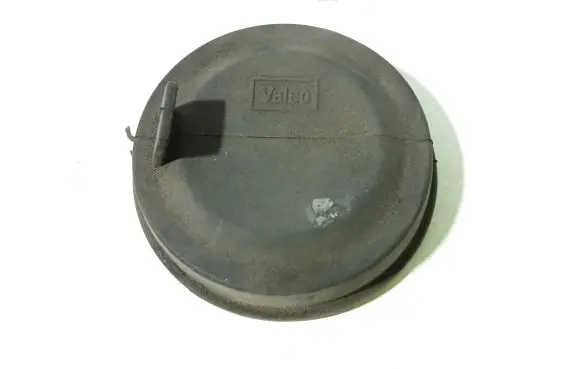 Toyota Corolla E120 E130 Headlight/headlamp dust cover 89001960