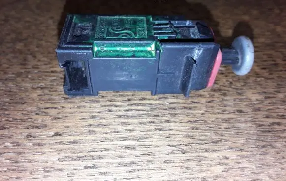Opel Astra H Brake pedal sensor switch 869619858