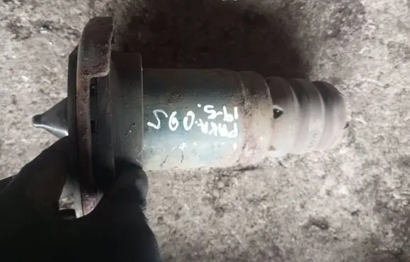 Volvo S60 Rear coil spring rubber mount 31255537