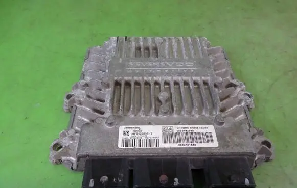 Citroen C2 Engine control unit/module ECU 9653451880