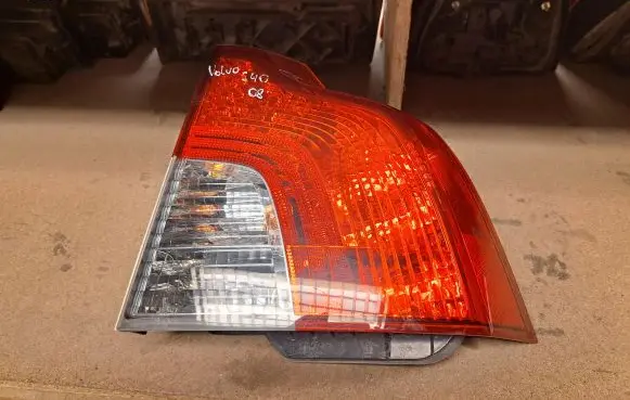 Volvo S40 Rear/tail lights 31214608 P1007 11908
