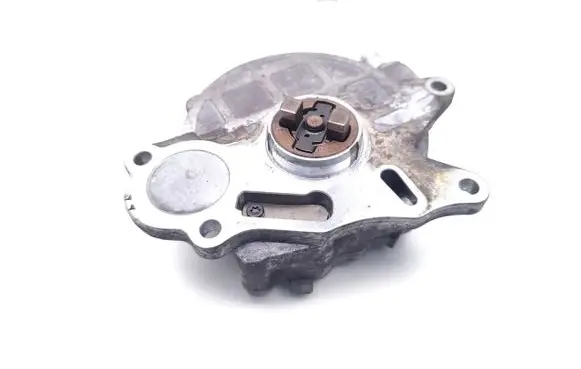 Volkswagen Passat Alltrack Vacuum pump 03L145100