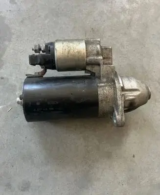 BMW 3 E90 E91 Starter motor 7589350 0001138002