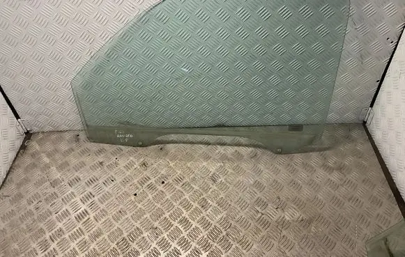 Ford Ranger Front door window glass four-door