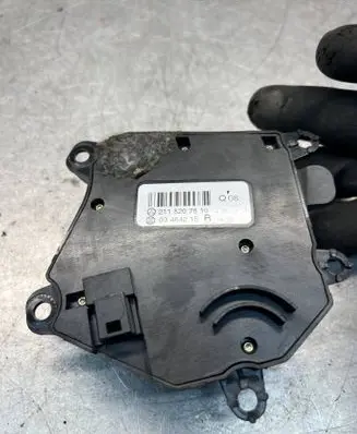 Mercedes-Benz E W211 Seat control switch 2118207810