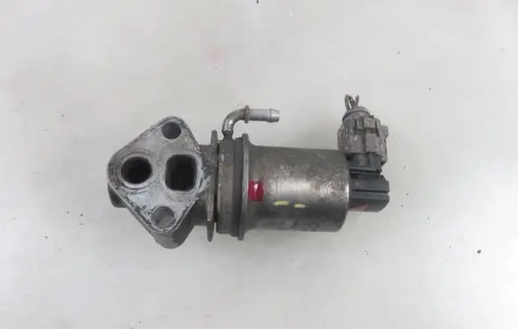 Volkswagen Golf IV EGR valve 06A131501F 72257402