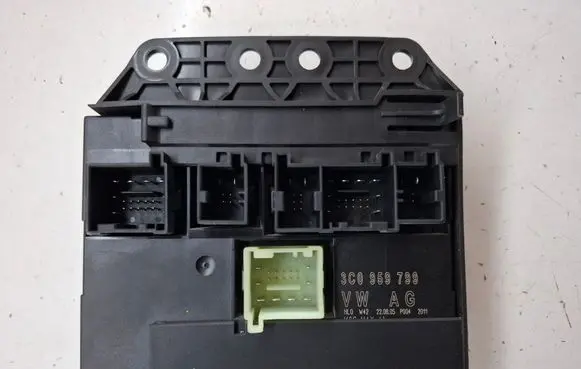 Volkswagen PASSAT B6 Comfort/convenience module 3C0959799