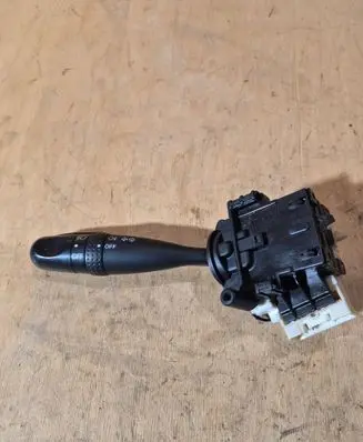 Toyota Yaris Indicator stalk PA6GF30 173681