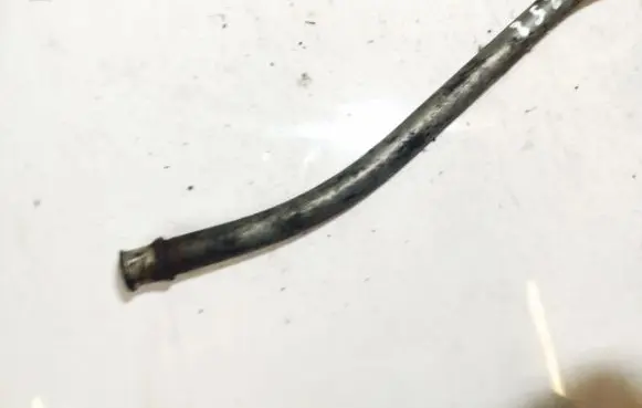 Volvo V70 Oil level dip stick 