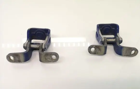 Skoda Octavia Mk2 (1Z) Tailgate/trunk/boot hinge