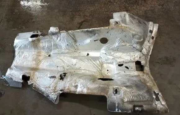 Jeep Grand Cherokee Exhaust heat shield