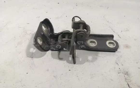 Rear door hinge set