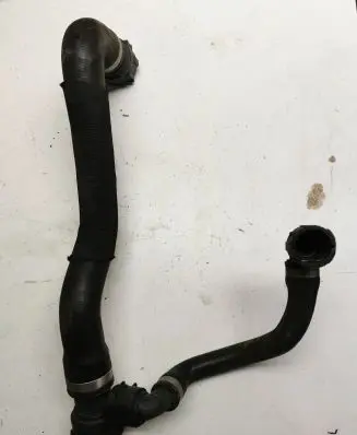 BMW X5 F15 Engine coolant pipe/hose 8513332