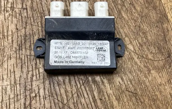 Land Rover Discovery 5 Trunk lid opening control unit HY3214E112AB C68375102 A50168627