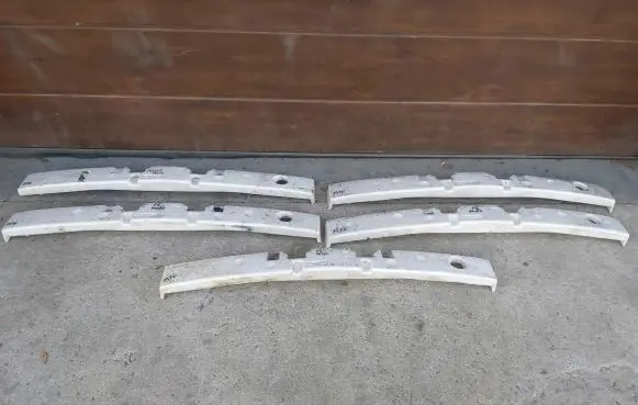 Toyota Prius (XW20) Rear bumper foam support bar 52611-47030