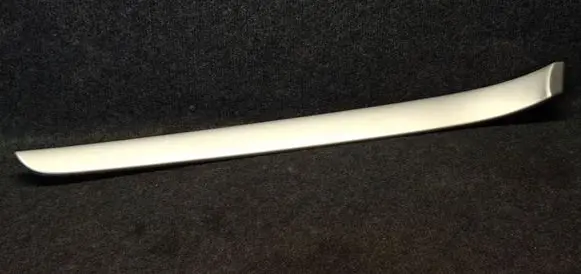 Audi A4 S4 B7 8E 8H Front door trim bar 8E0867409