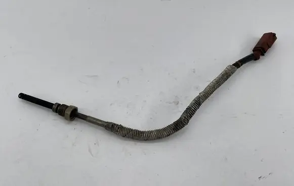 Audi A4 S4 B8 8K Exhaust gas temperature sensor 059906088M