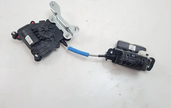KIA Optima Tailgate/trunk/boot lock/catch/latch 2325806 23258060J3 OKLP0039