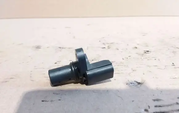 Mitsubishi Colt Crankshaft position sensor MR985041